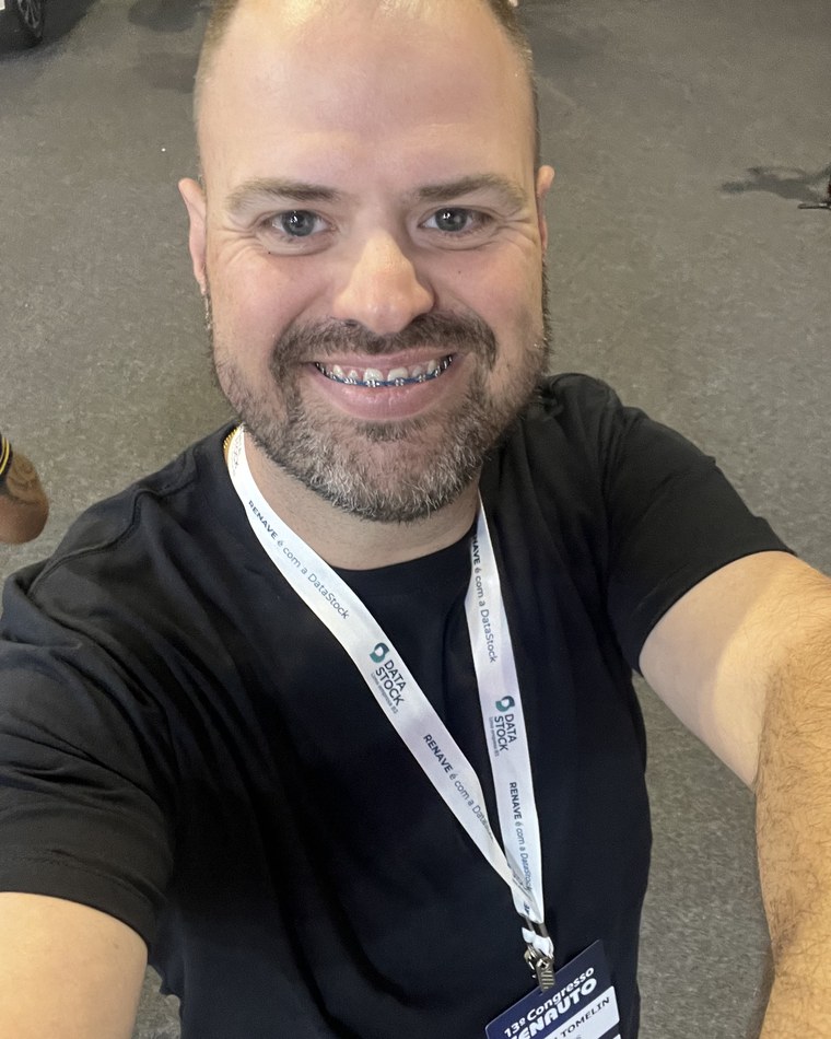 Jackson Tomelin, CEO e fundador da UniController